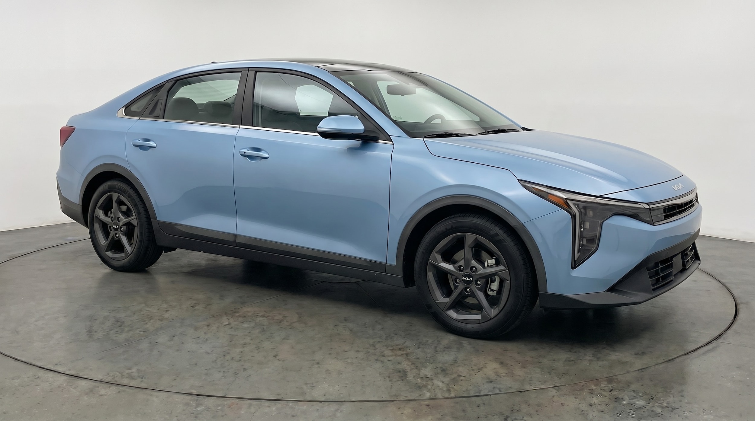 Thumbnail: 2026 Kia K4 - 1
