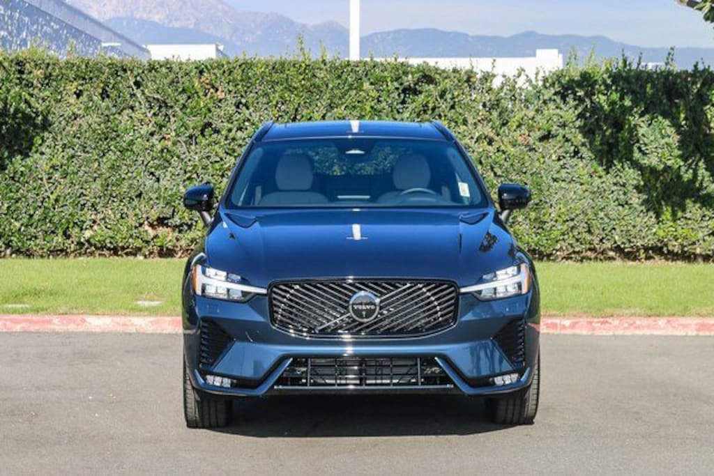 Used 2026 Volvo XC60 B5 Plus SUV