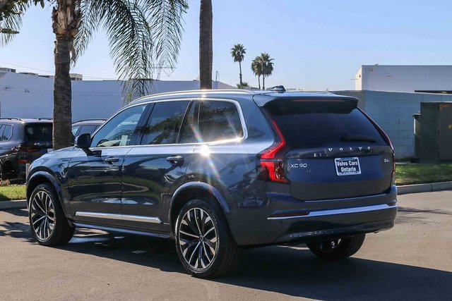 2026 Volvo XC90 Plus - Photo 6