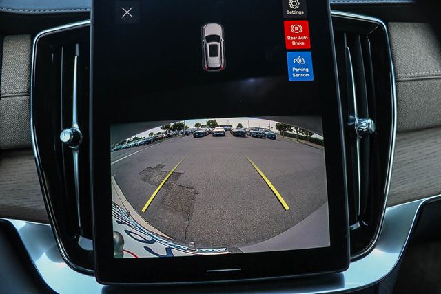2026 Volvo XC90 Core - Photo 18