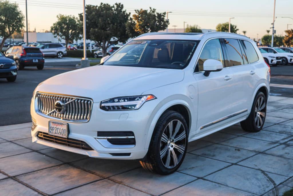 Certified 2024 Volvo XC90 Recharge Plug-In Hybrid T8 Plus Bright Theme 7 Passenger SUV