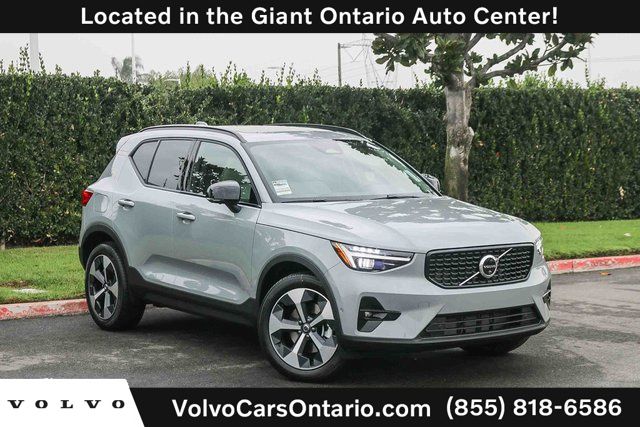  Volvo XC40