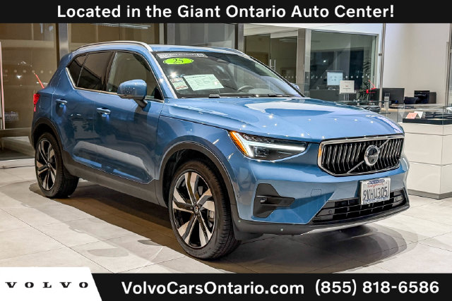 Used 2025 Volvo XC40 B5 Ultra Bright Theme SUV