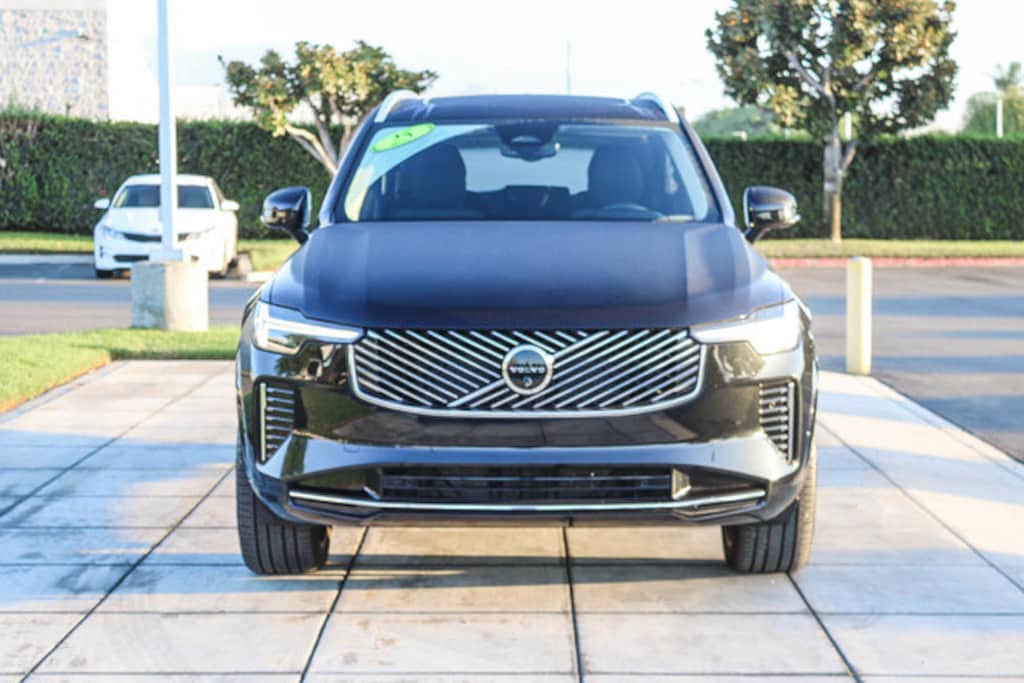 Used 2025 Volvo XC90 B6 Plus 7-Seater SUV