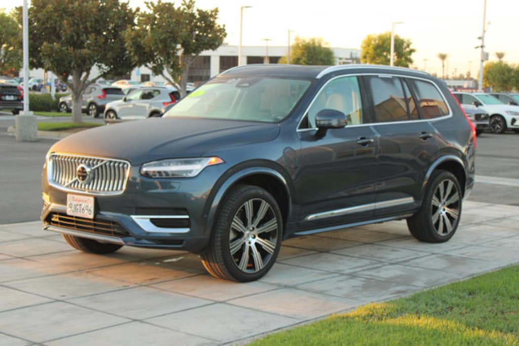 Certified 2024 Volvo XC90 Recharge Plug-In Hybrid T8 Plus Bright Theme 7 Passenger SUV