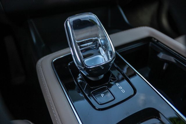 2026 Volvo XC90 Core - Photo 17