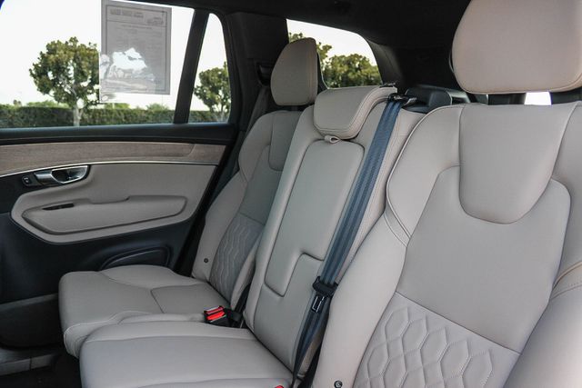 2026 Volvo XC90 Core - Photo 16