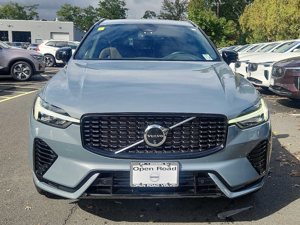 Certified 2024 Volvo XC60 Recharge Plug-In Hybrid Plus Dark Theme T8 eAWD PHEV