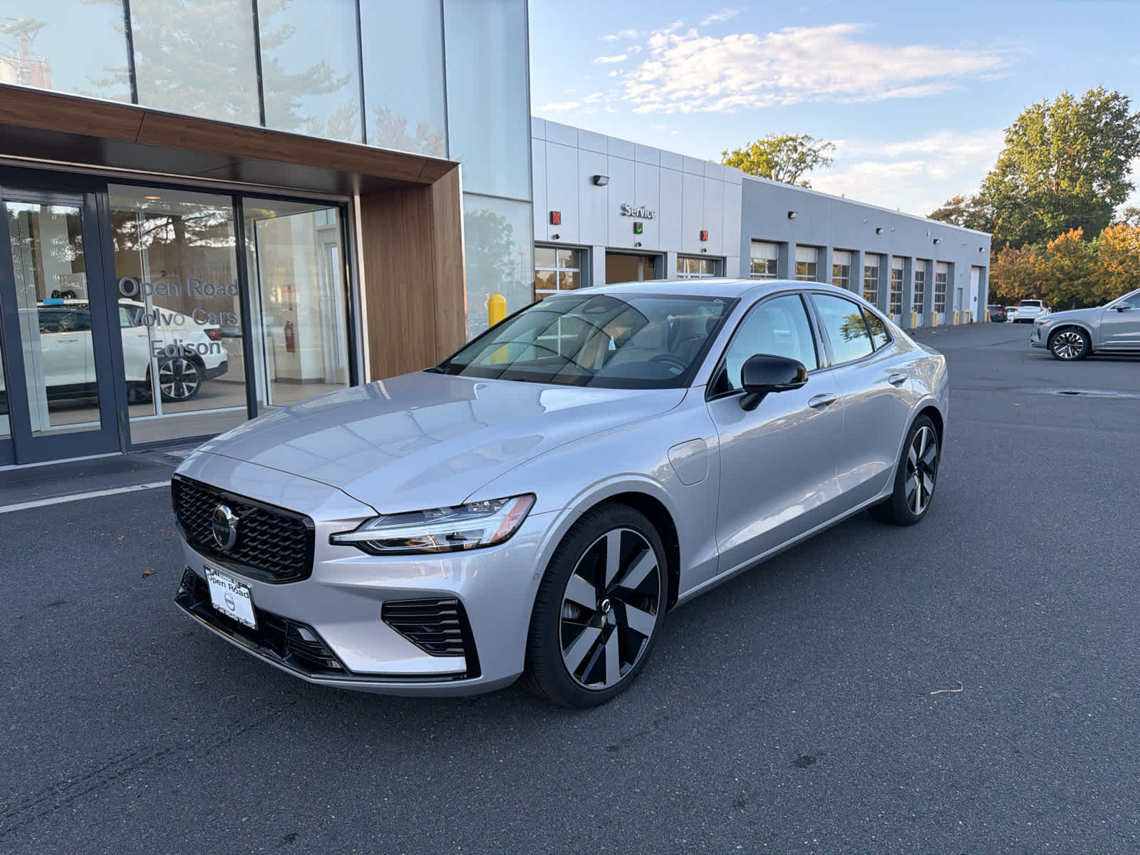 2024 Volvo S60 Recharge Plug-In Hybrid