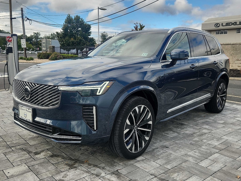 Used 2026 Volvo XC90 B6 Plus 7-Seater SUV
