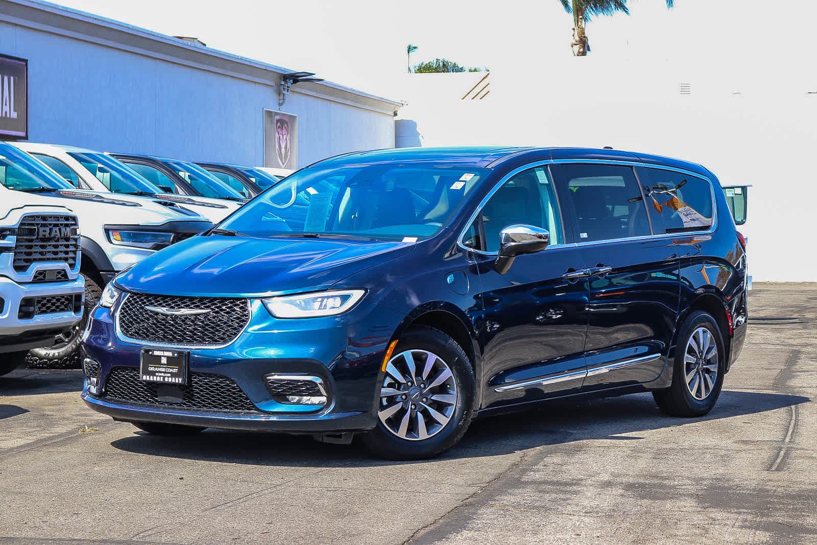 2023 Chrysler Pacifica Hybrid