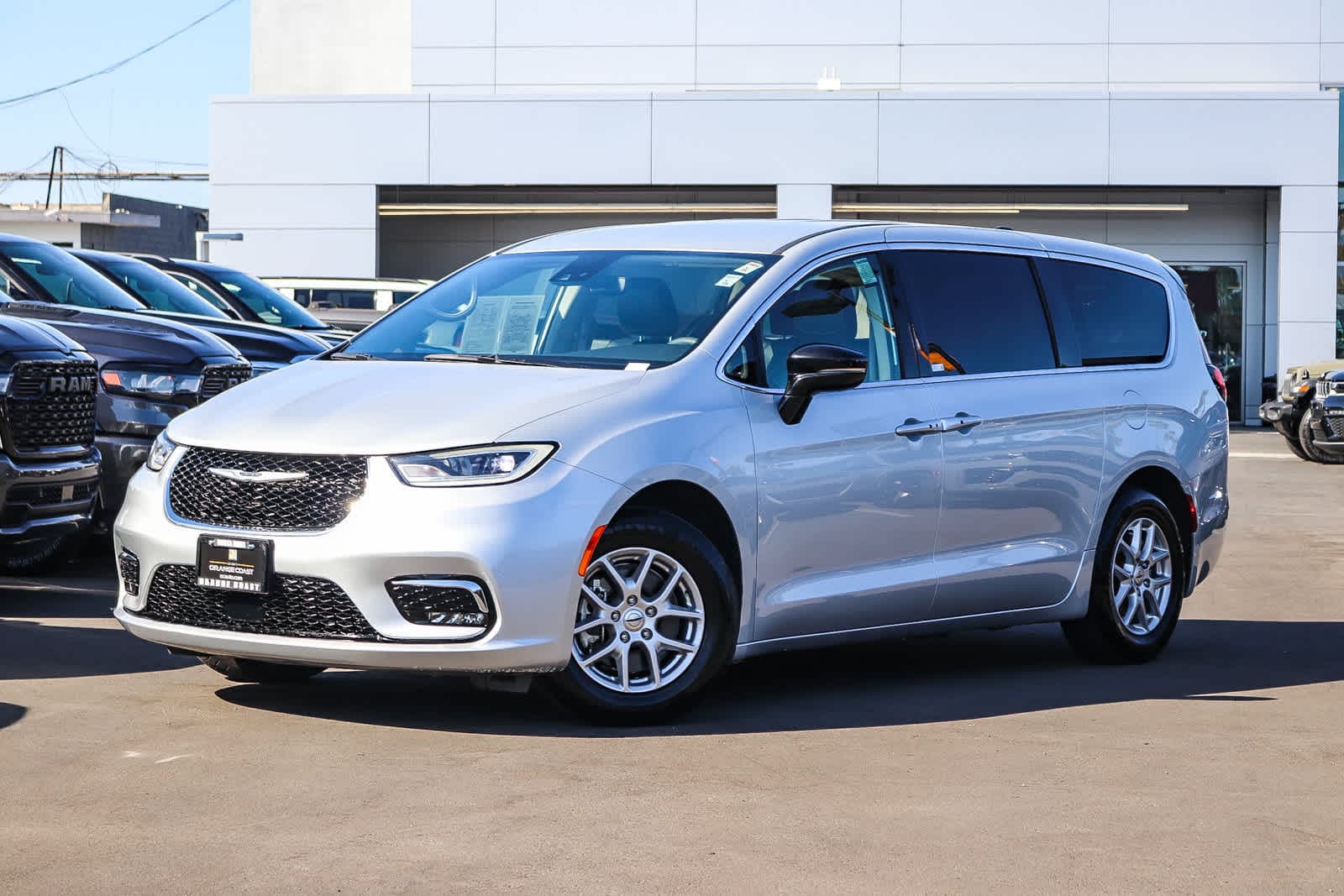 2024 Chrysler Pacifica