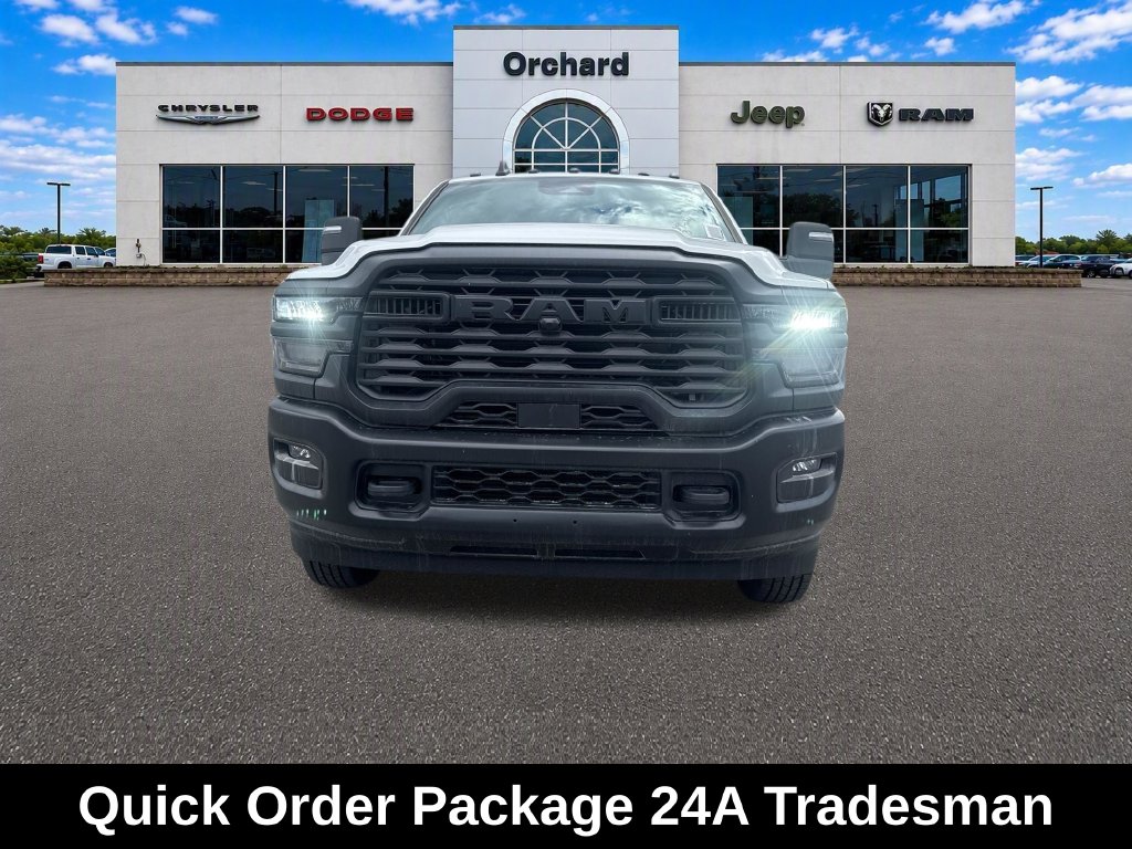 New 2026 Ram 3500 TRADESMAN CREW CAB 4X4 8' BOX Pickup