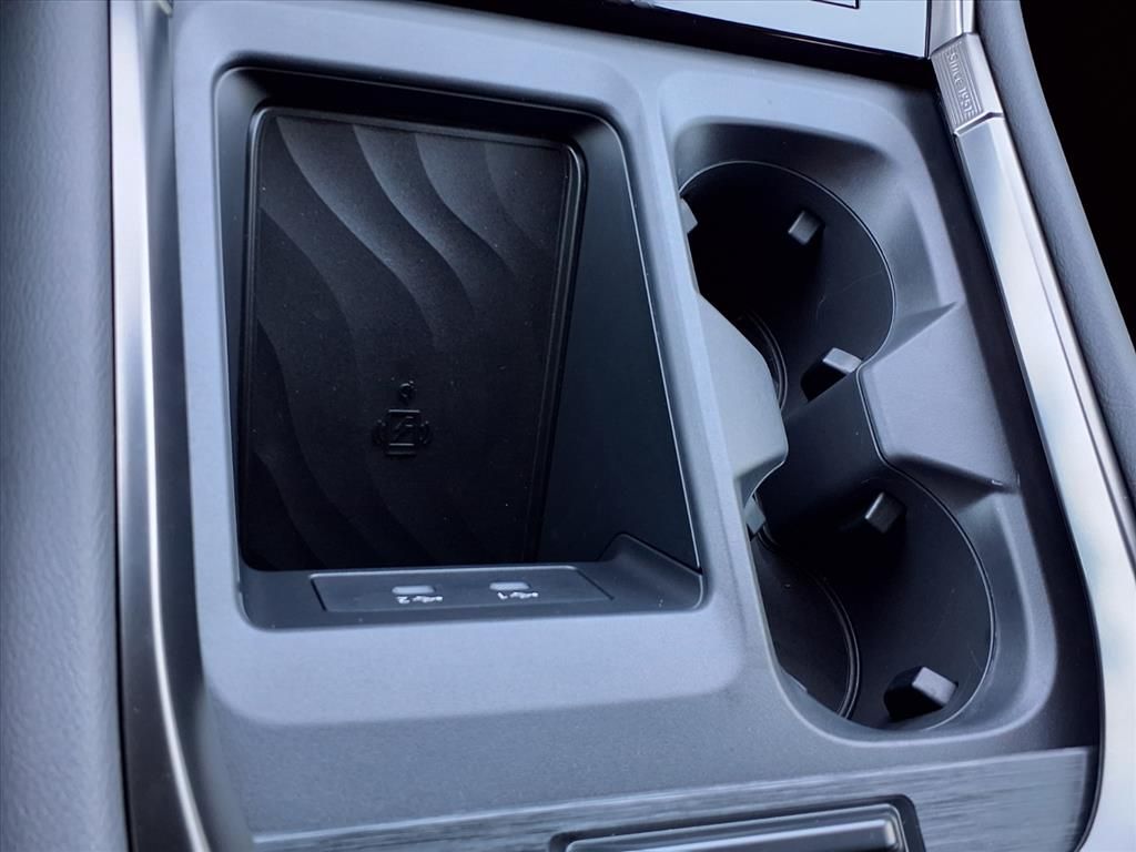 2026 Nissan Armada PRO-4X - Photo 23