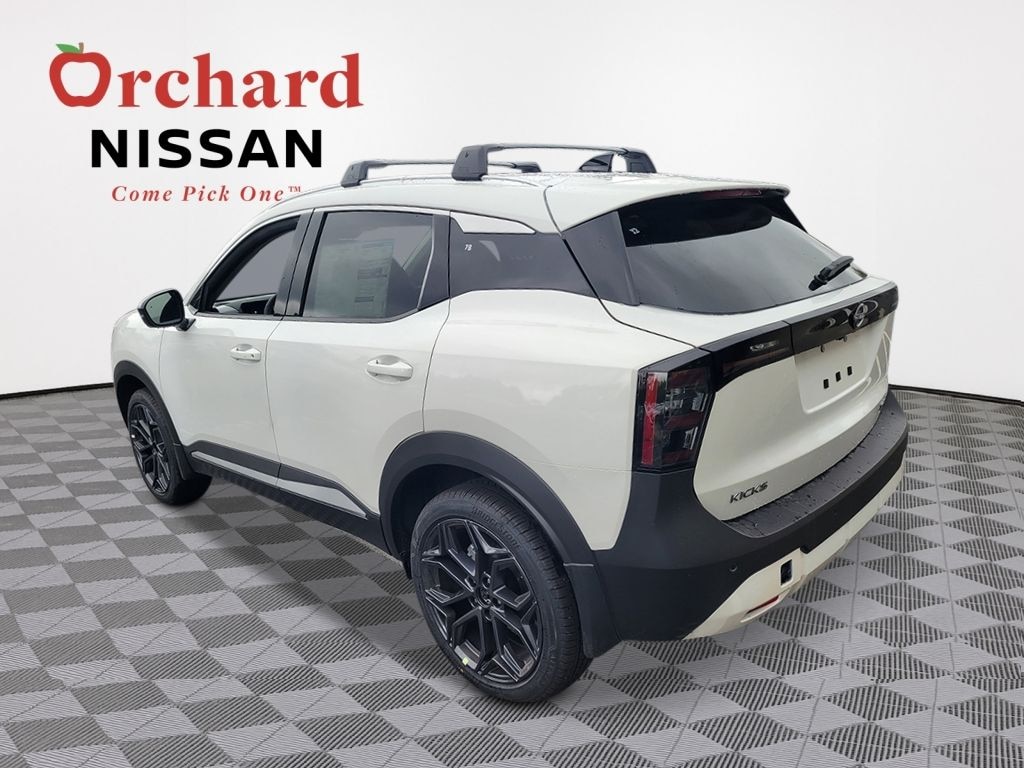 New 2026 Nissan Kicks SR SUV