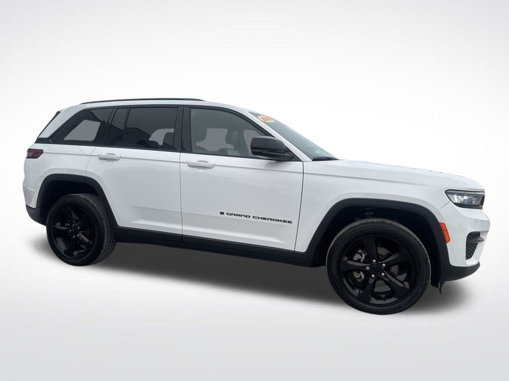 Used 2023 Jeep Grand Cherokee Altitude X SUV
