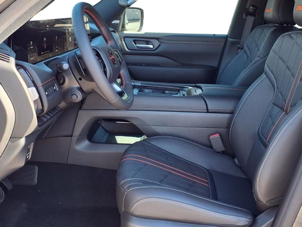 2026 Nissan Armada PRO-4X - Photo 12