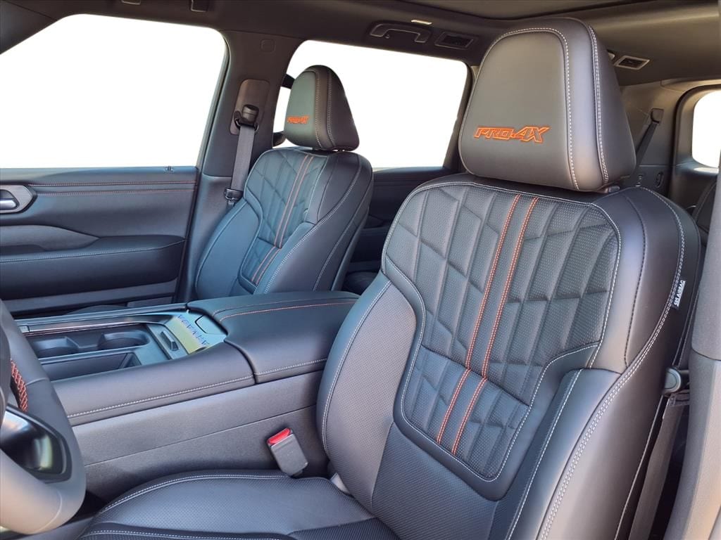 2026 Nissan Armada PRO-4X - Photo 22