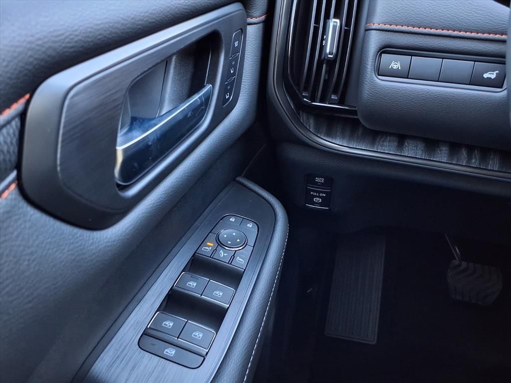 2026 Nissan Armada PRO-4X - Photo 21