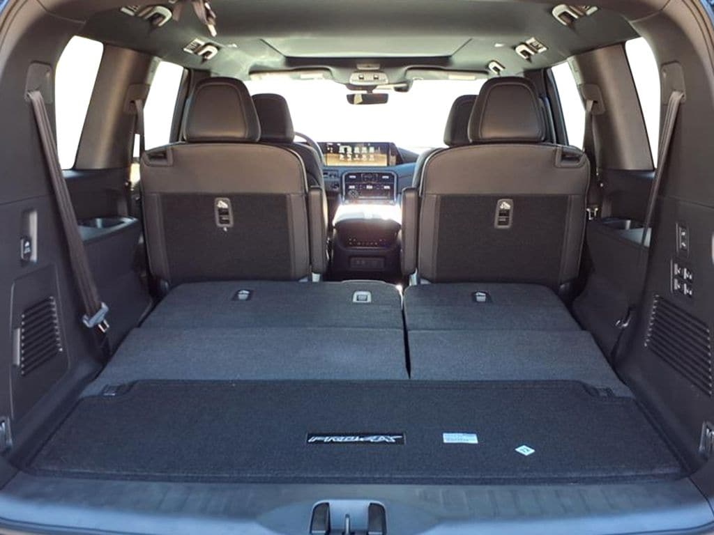 2026 Nissan Armada PRO-4X - Photo 26