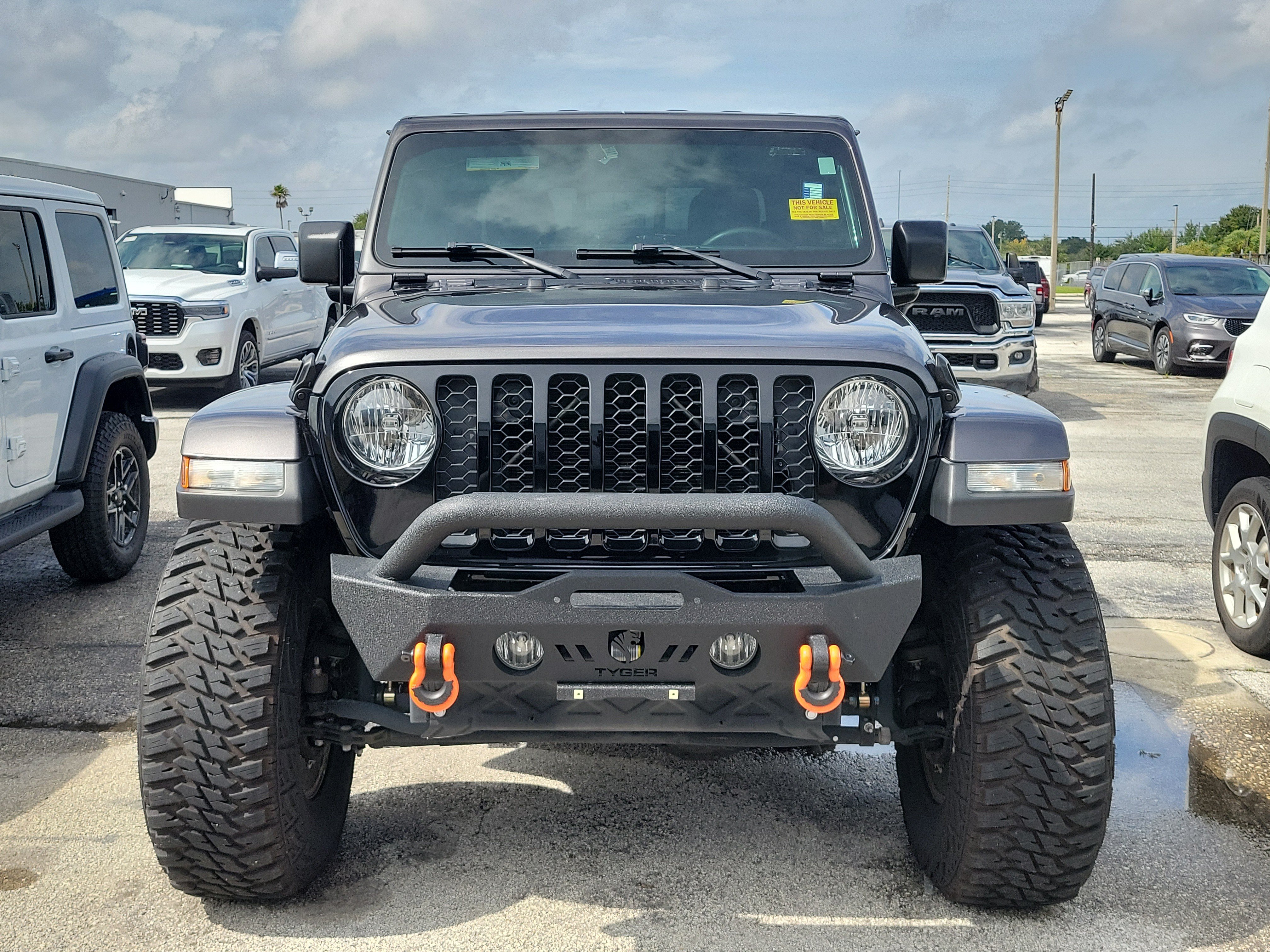 Used 2023 Jeep Gladiator Willys Willys 4x4