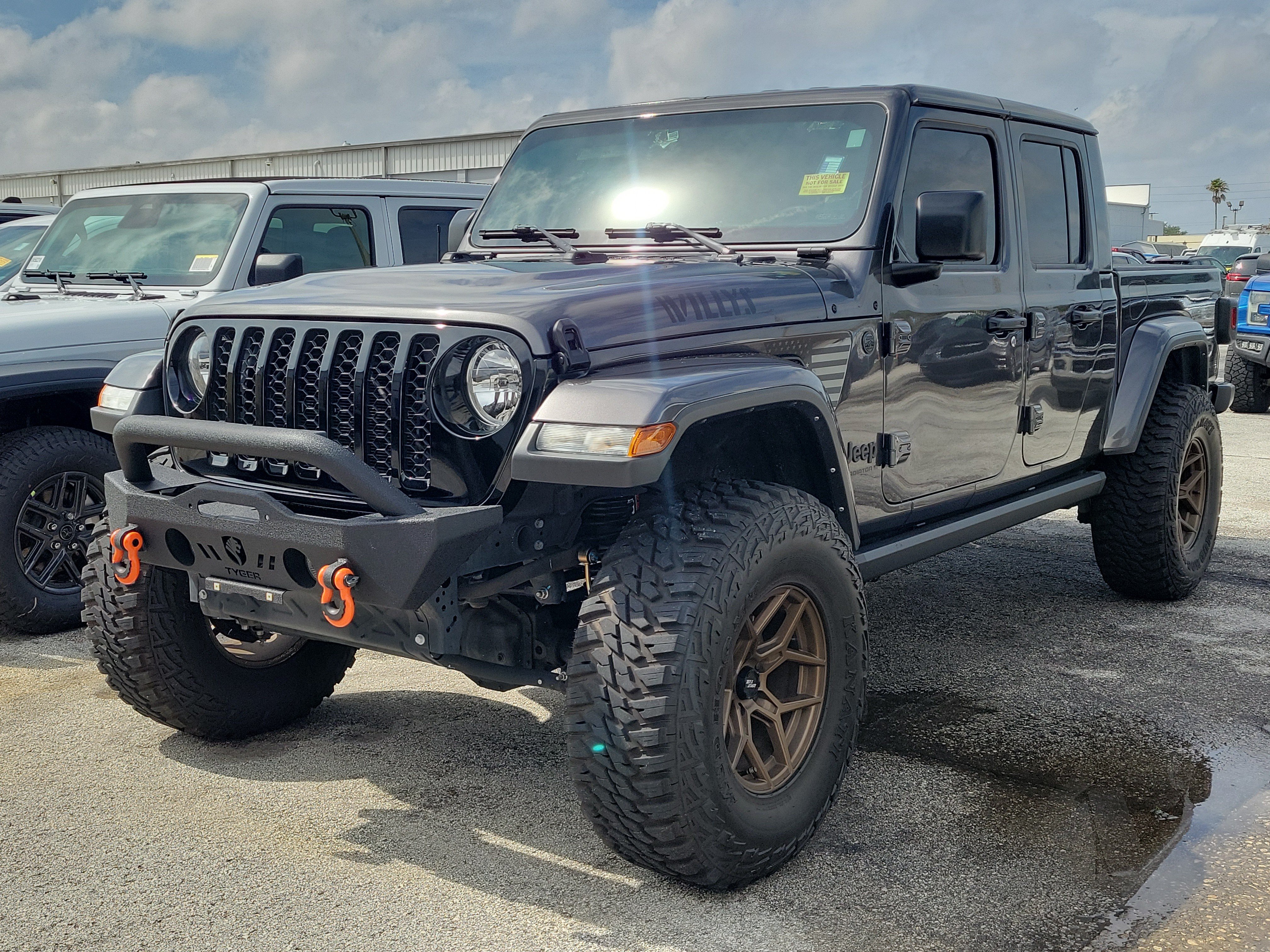 Used 2023 Jeep Gladiator Willys Willys 4x4