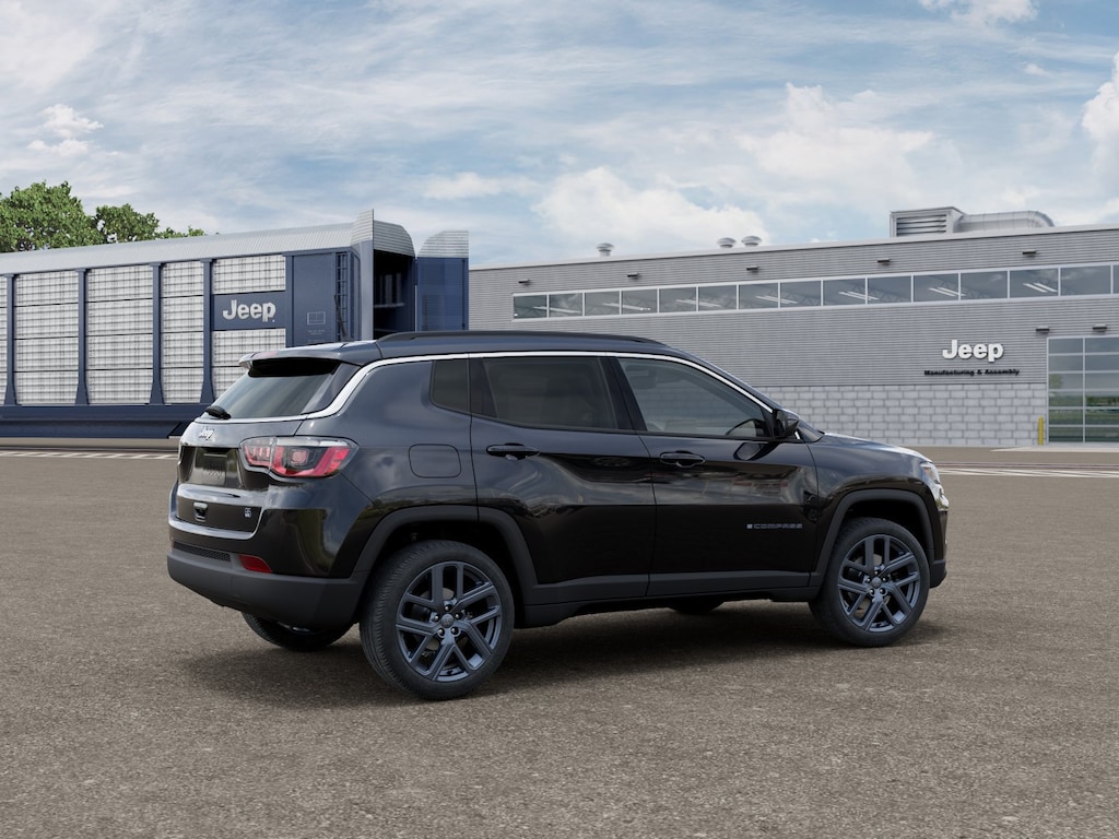 New 2026 Jeep Compass Latitude Sport Utility