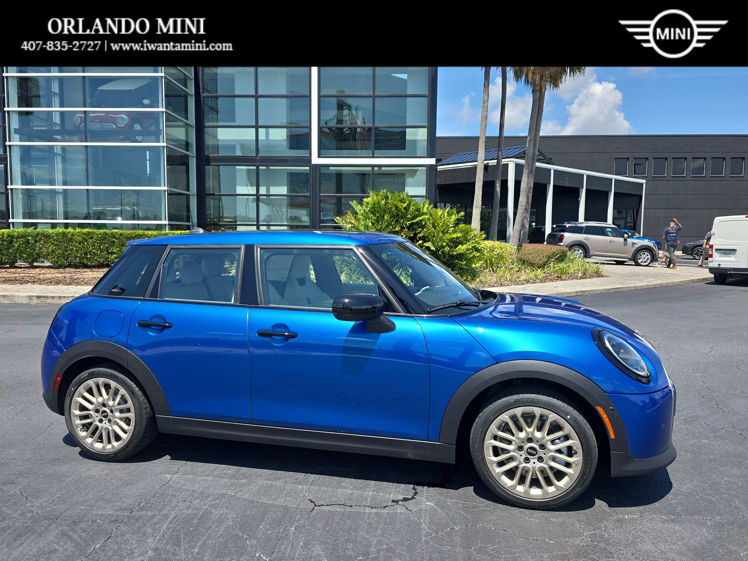 2025 MINI Hardtop 4 Door