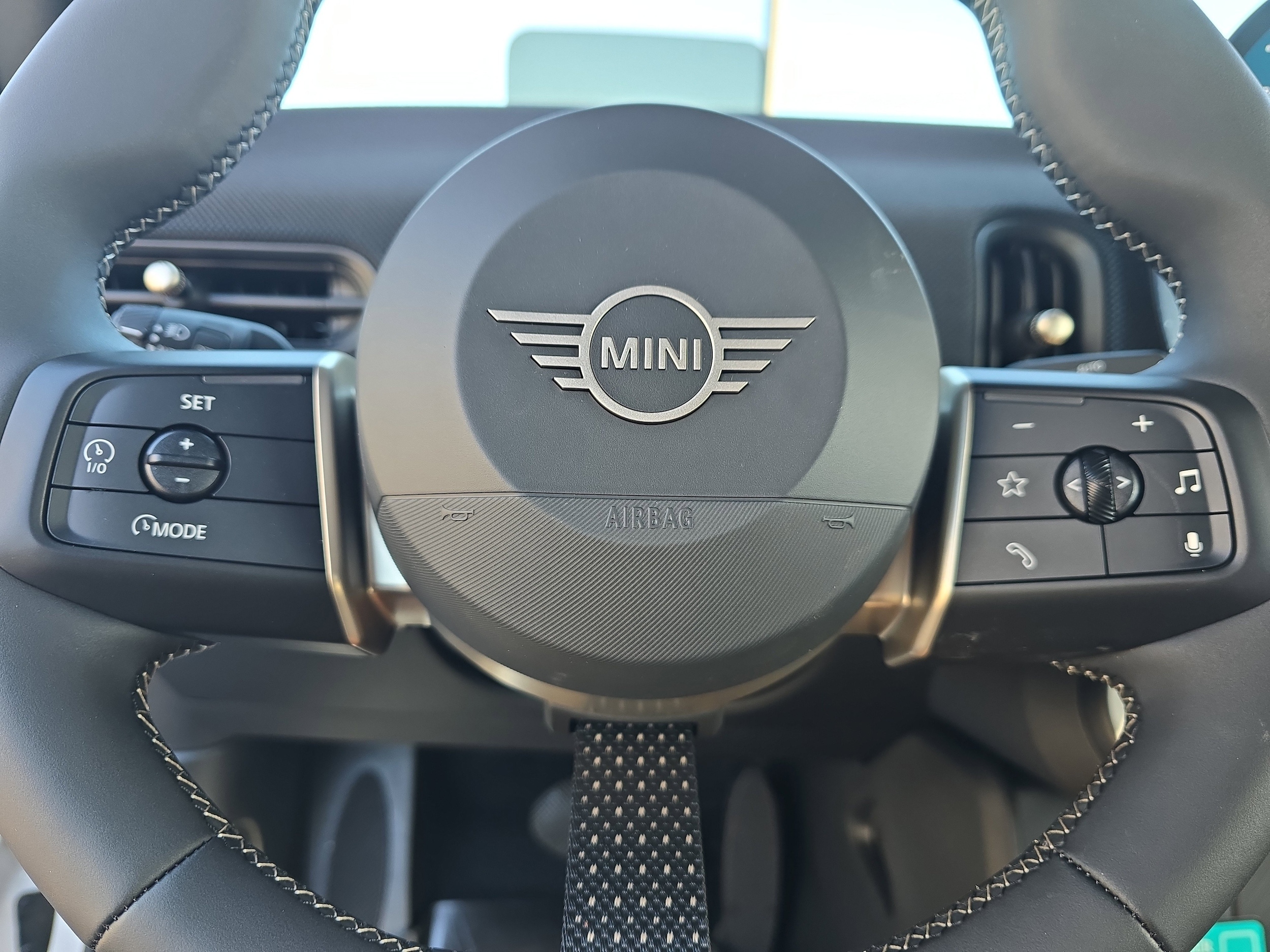 2026 MINI Convertible S - Photo 17
