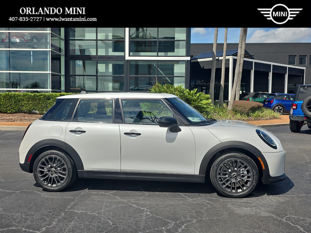 New 2027 MINI 4 Door Signature Plus Hatchback
