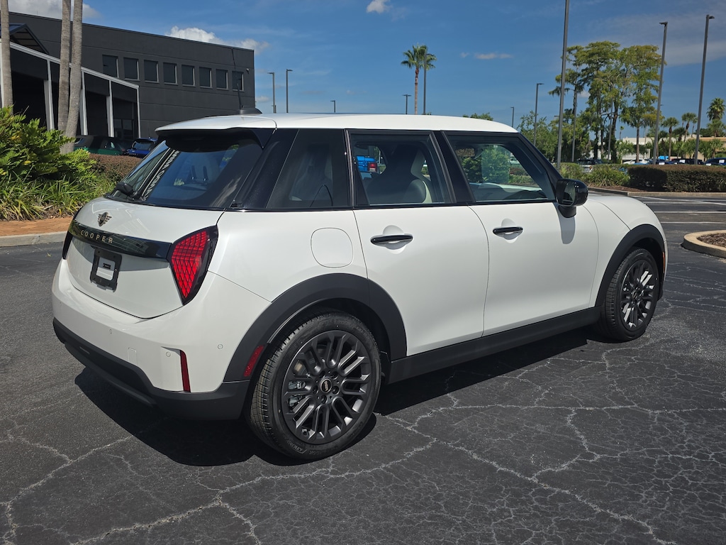 New 2027 MINI 4 Door Signature Plus Hatchback