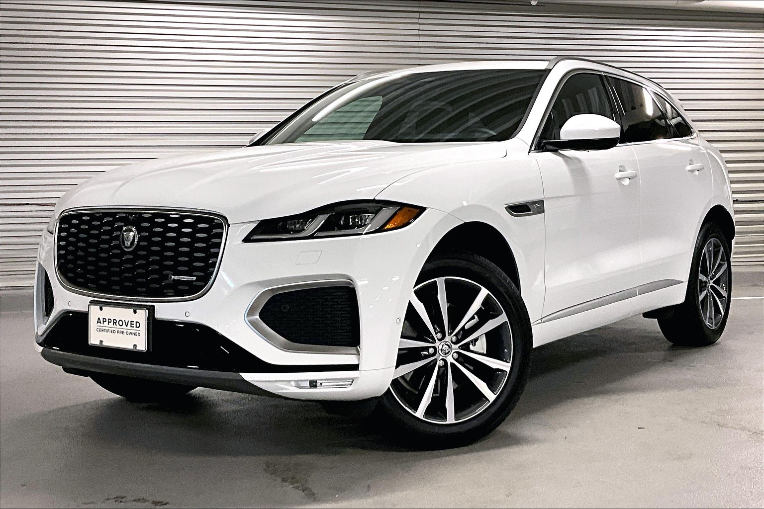 2025 Jaguar F-PACE