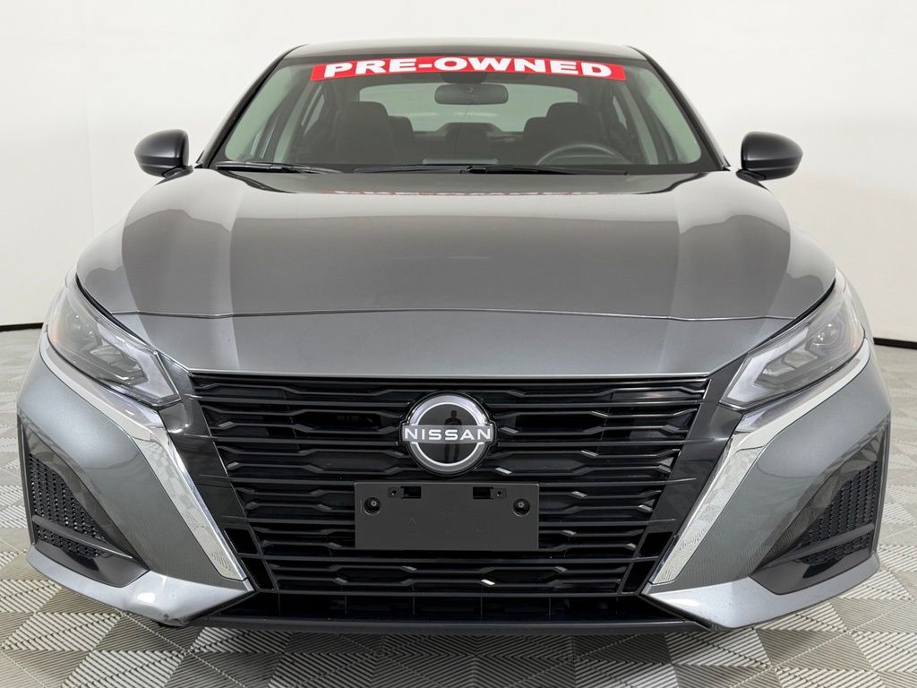 2025 Nissan Altima SV - Photo 3