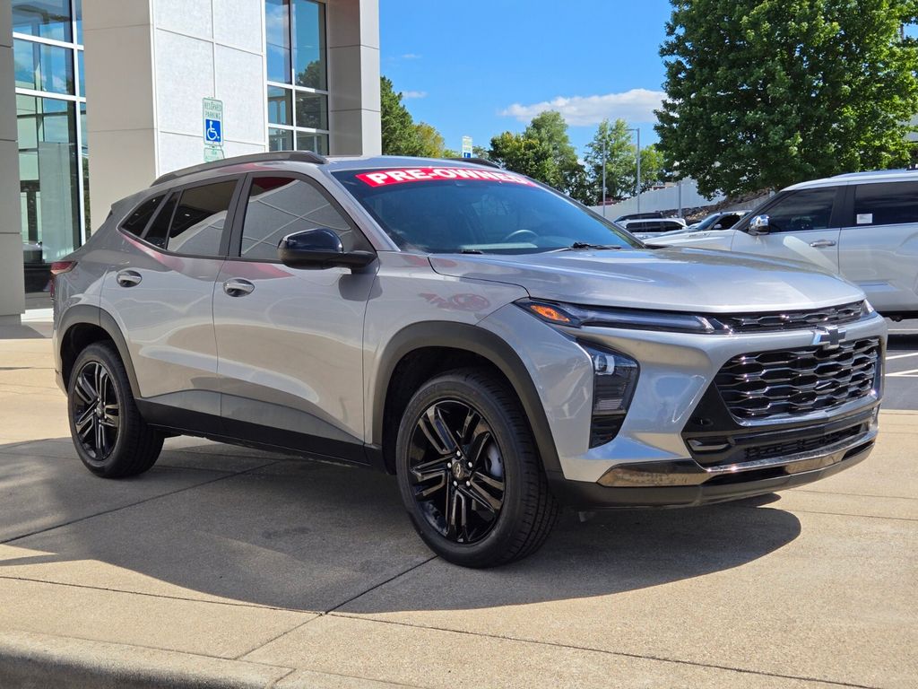 2025 Chevrolet Trax Activ - Photo 8