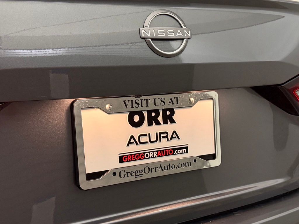 2025 Nissan Altima SV - Photo 14