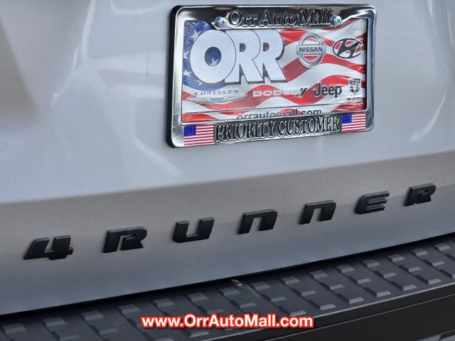 2025 Toyota 4Runner SR5 - Photo 17