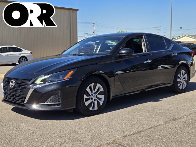 Used 2023 Nissan Altima 2.5 S Sedan