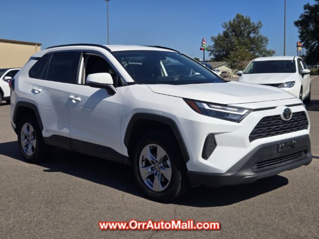 Used 2025 Toyota RAV4 Hybrid XLE SUV