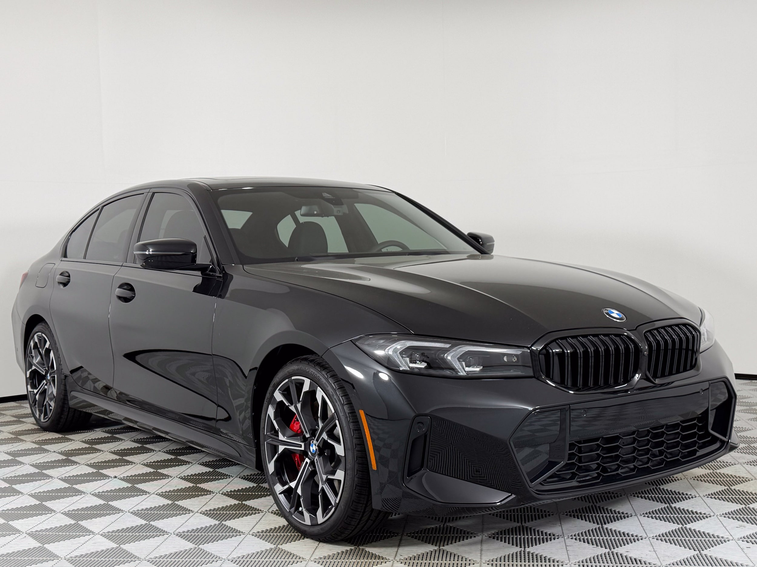 2026 BMW 3 Series 330i