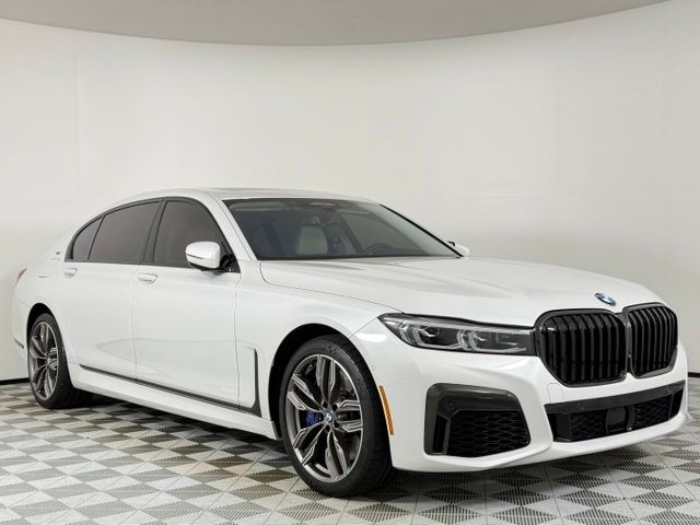 2022 BMW 7 Series M760i xDrive