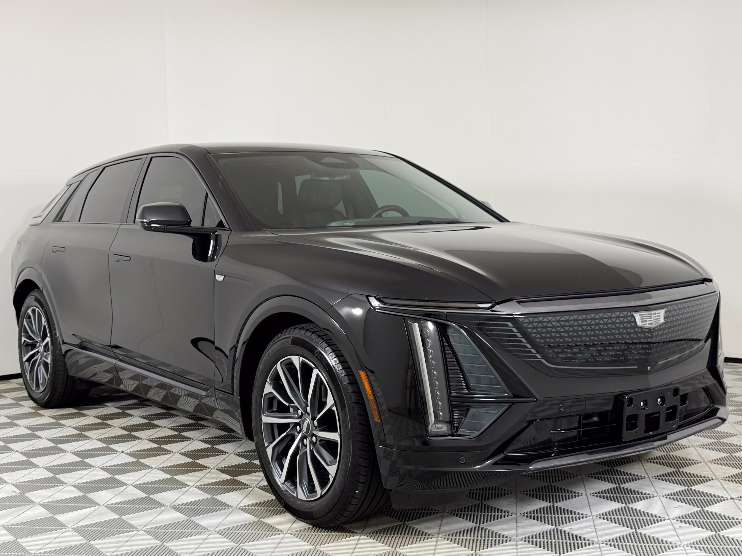 2024 Cadillac LYRIQ