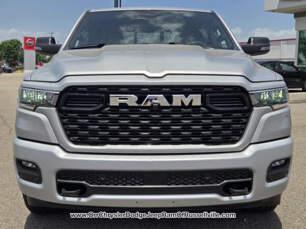 New 2026 Ram 1500 BIG HORN CREW CAB 4X4 5'7 BOX Pickup