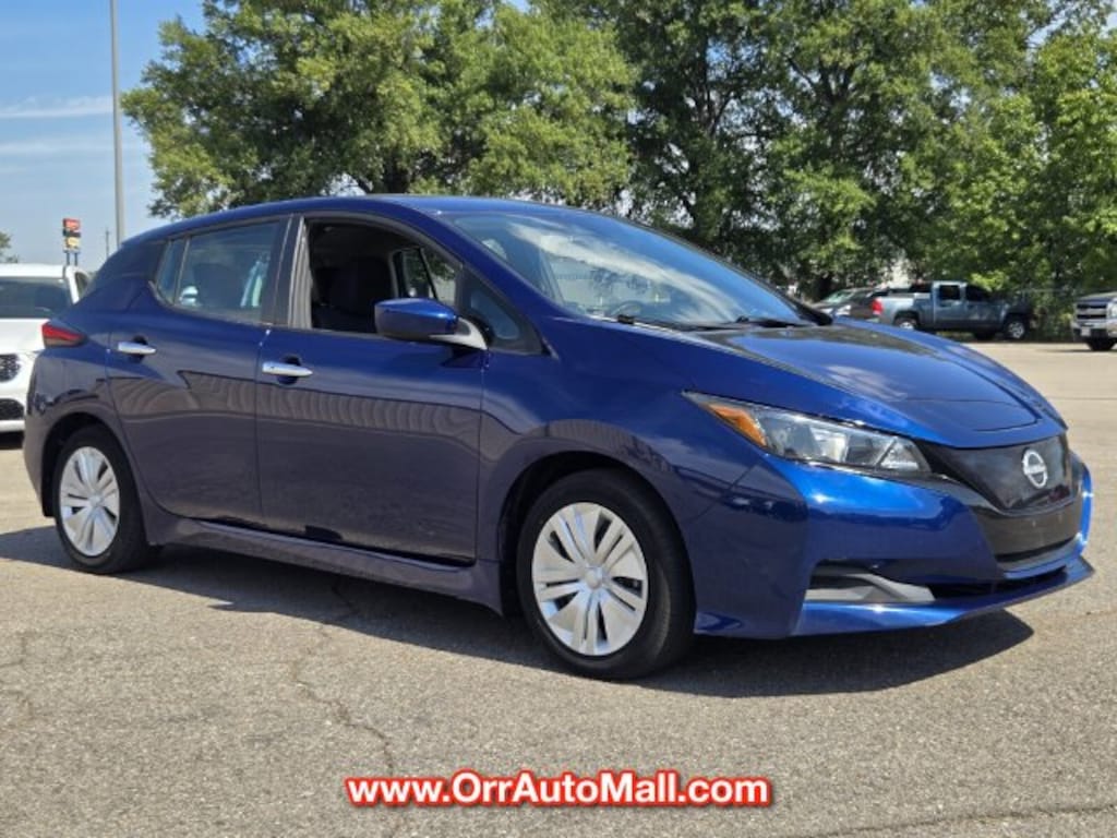 Used 2025 Nissan Leaf S Hatchback