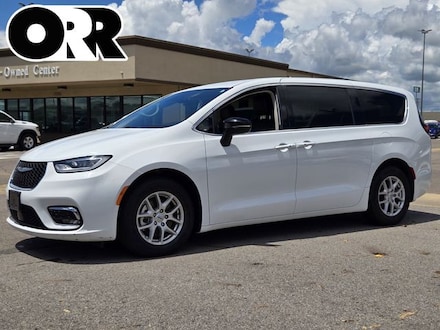 2024 Chrysler Pacifica Touring L Minivan/Van