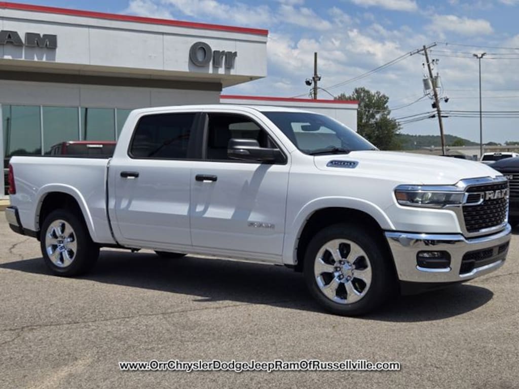 New 2026 Ram 1500 BIG HORN CREW CAB 4X4 5'7 BOX Pickup