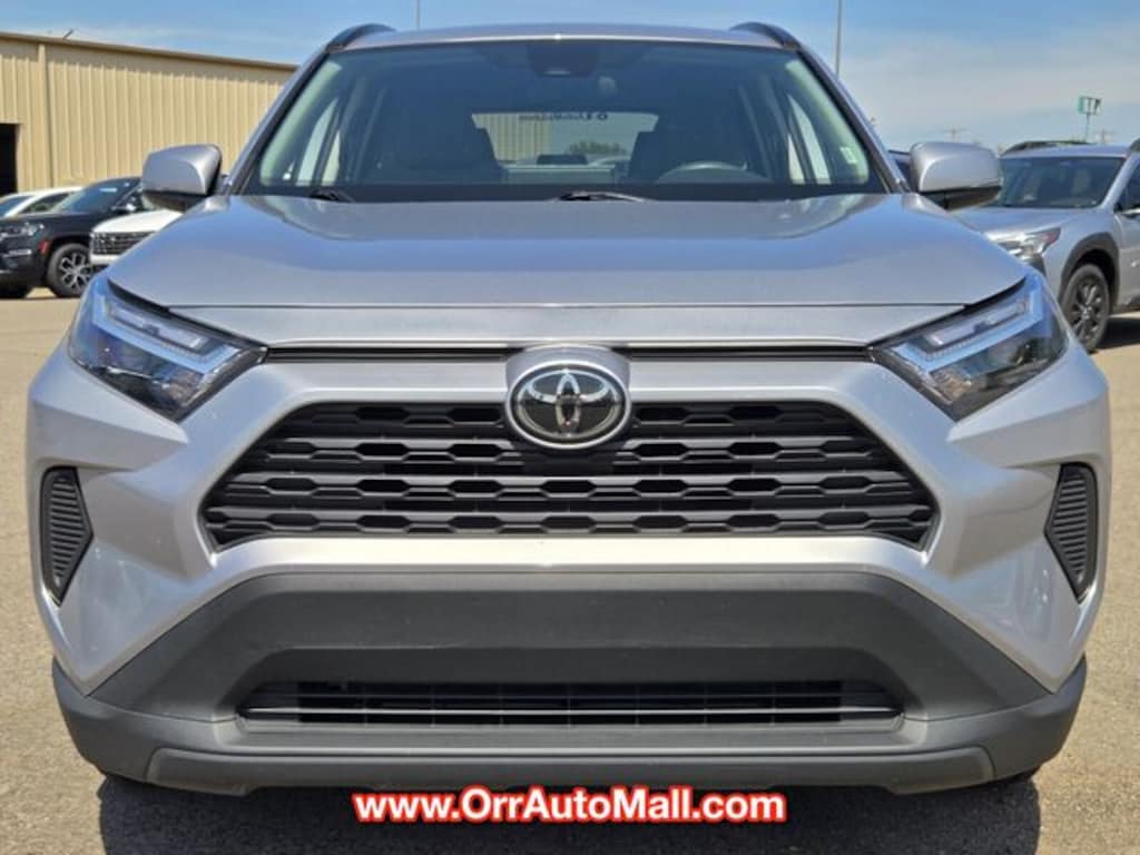 Used 2025 Toyota RAV4 Hybrid XLE SUV
