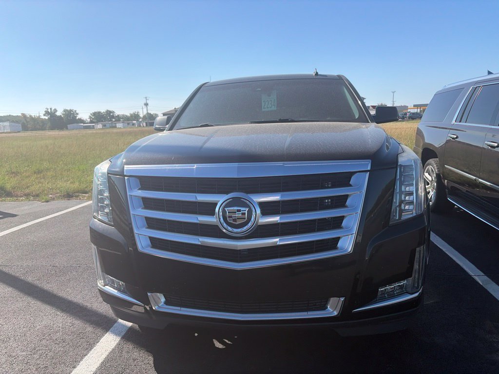 Used 2015 Cadillac Escalade Luxury SUV