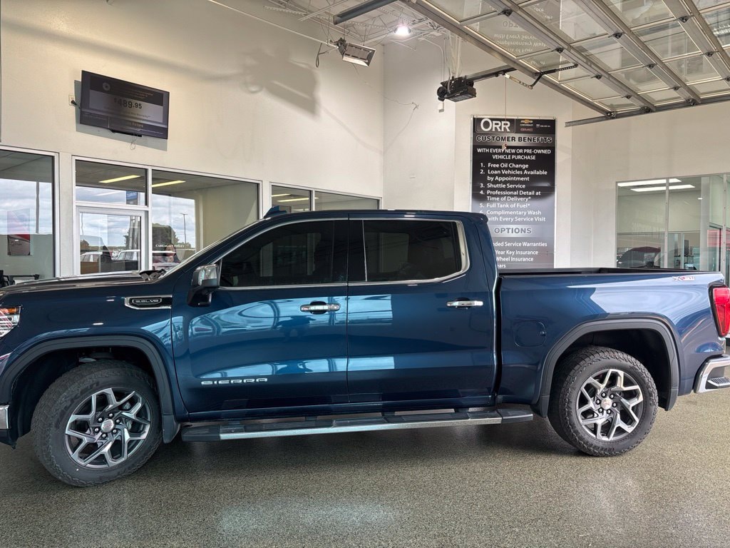 Used 2022 GMC Sierra 1500 SLT Truck Crew Cab