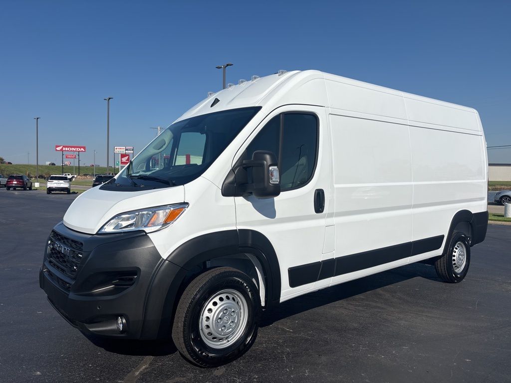 2026 RAM ProMaster Cargo Van Tradesman