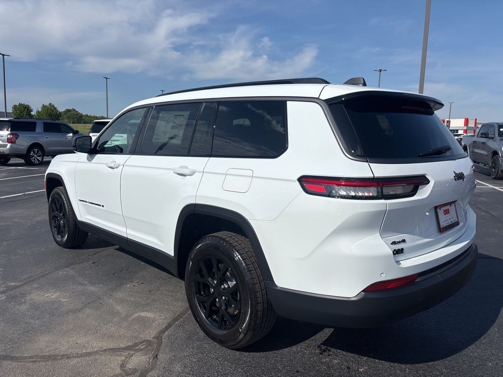 New 2026 Jeep Grand Cherokee L LAREDO ALTITUDE 4X4 Sport Utility